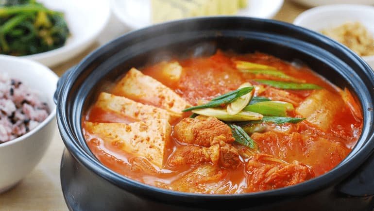 kimchi, 7 platos a base de kimchi para probar en Corea del Sur