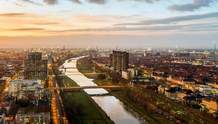 Visita guiada a pie, Mannheim moderno e histórico