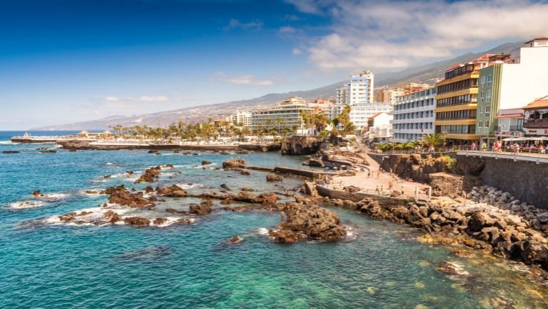 Puerto de la Cruz, al norte de Tenerife